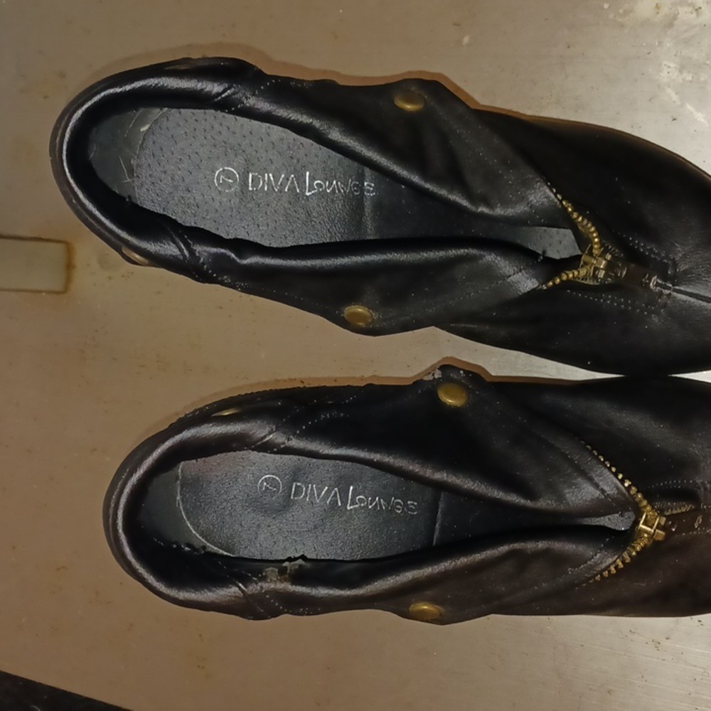 Booties - Picture 6 of 8